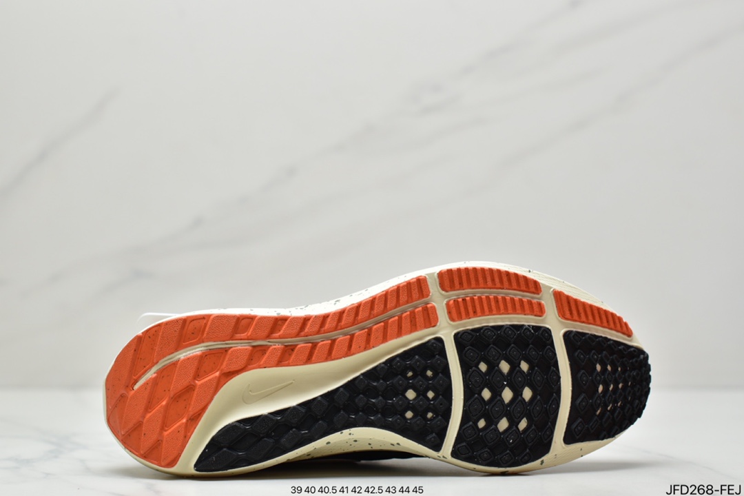 170 耐克Nike Air Zoom Winflo 39登月系列网透面气训跑练步鞋
