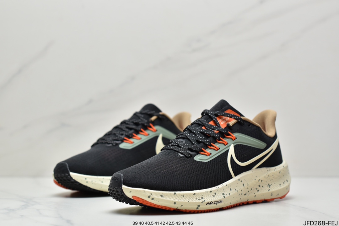 170 耐克Nike Air Zoom Winflo 39登月系列网透面气训跑练步鞋