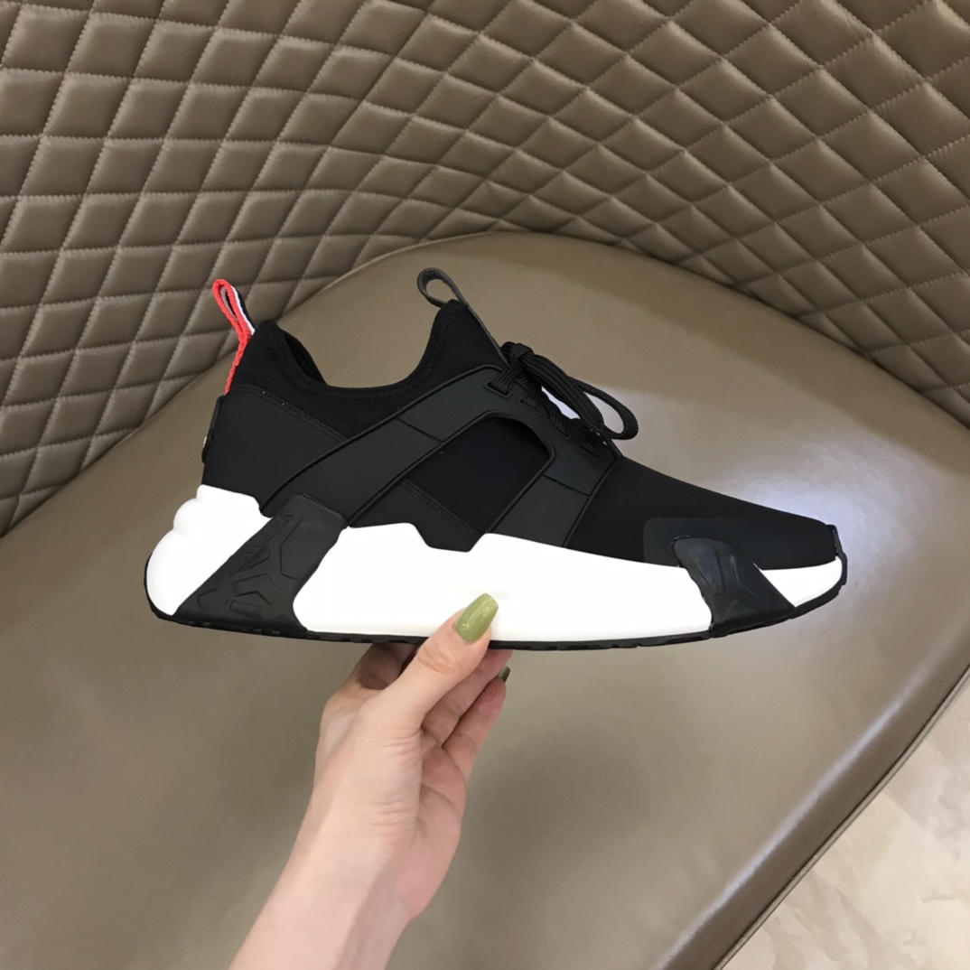 Moncler蒙口    各种材质拼接男鞋运动鞋