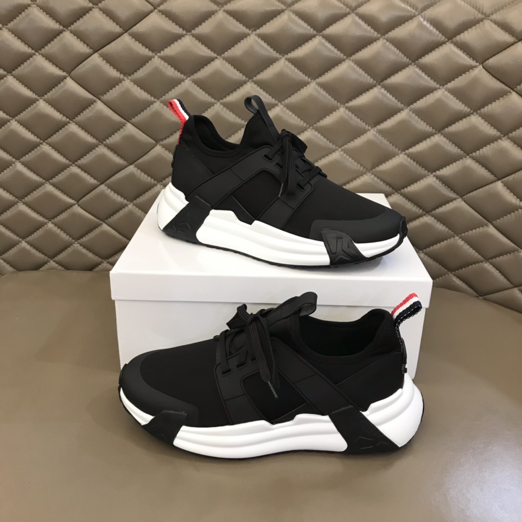 Moncler蒙口    各种材质拼接男鞋运动鞋