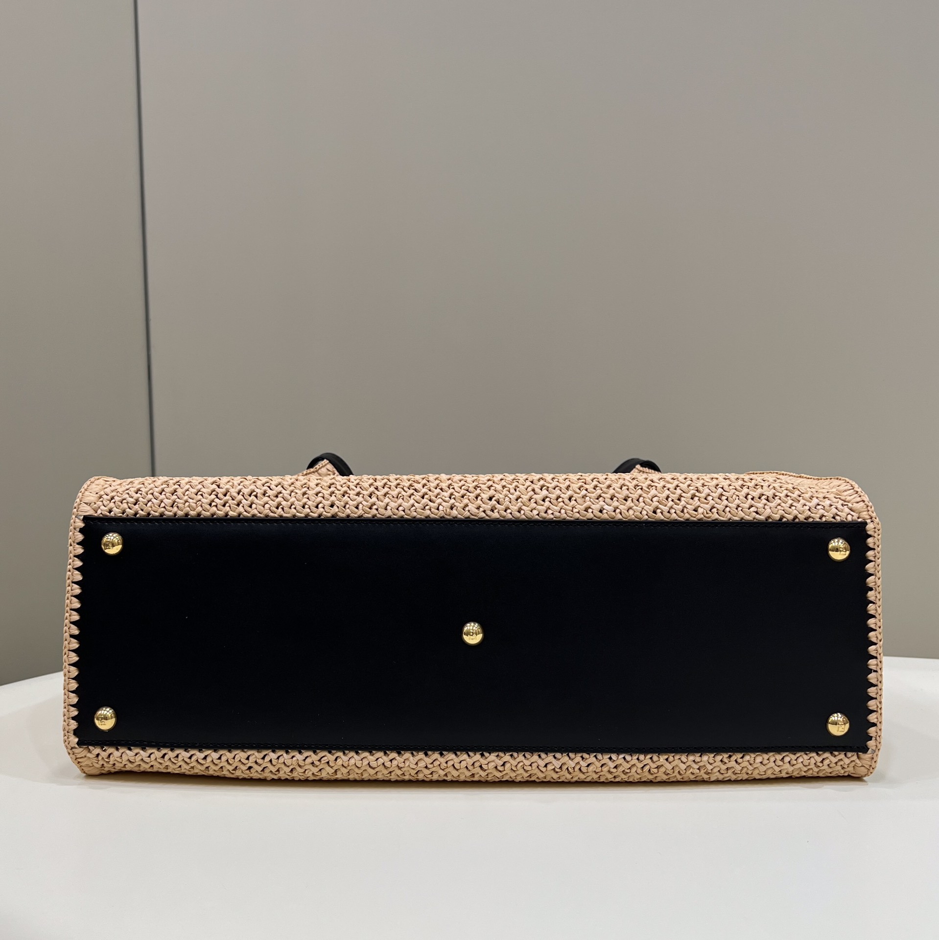 FENDI芬迪PeekabooX-Tote拉菲草购物袋60017