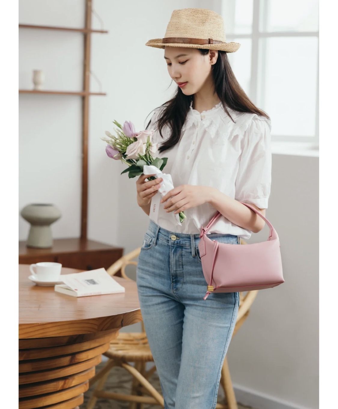 LOEWE罗意威 520情人节限定款 cubi全皮饭盒包 0559粉