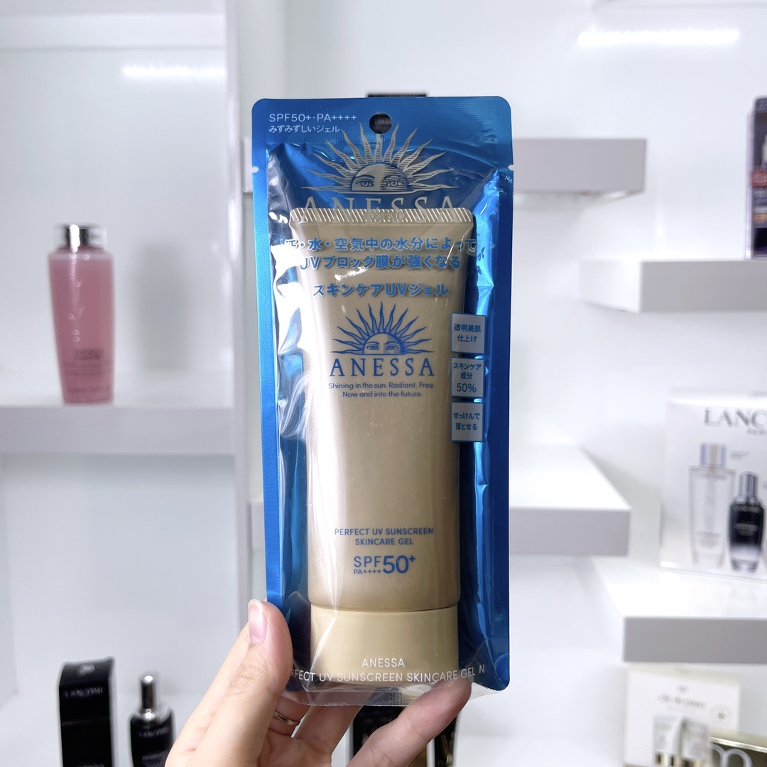 Anessa Perfect UV Sunscreen Skincare Gel SPF50+ PA++++ 1 i1653980896 4254 0