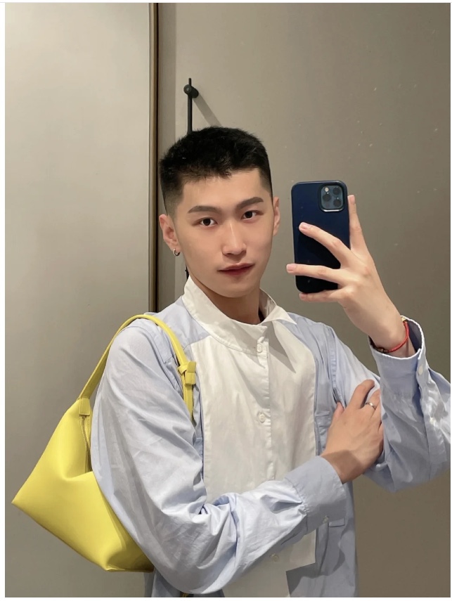 LOEWE罗意威 520情人节限定款 cubi全皮饭盒包 0559黄