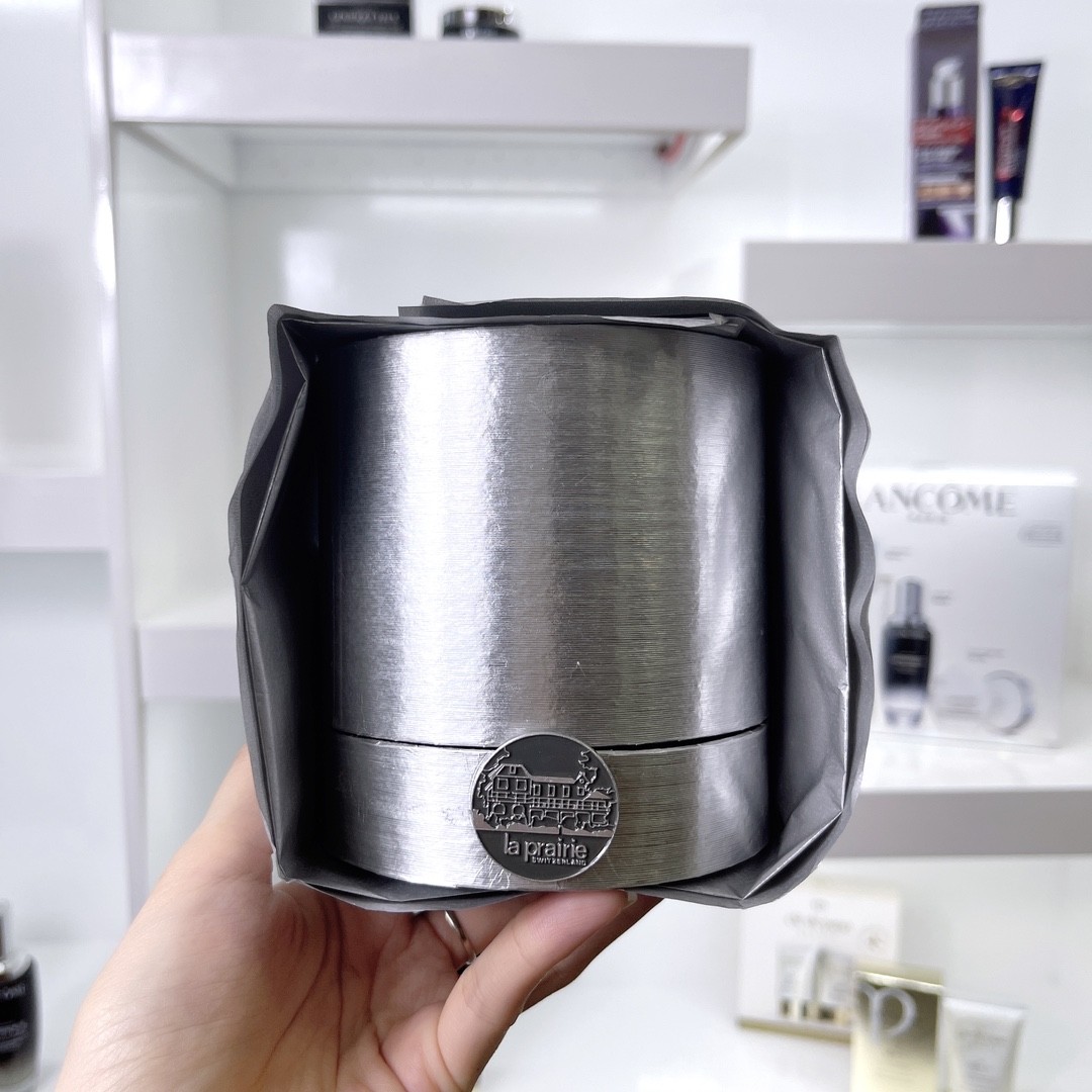 La Prairie Skin Caviar Luxe Cream Remastered with Caviar Premier, 1.7 oz 4 i1653983994 17 2