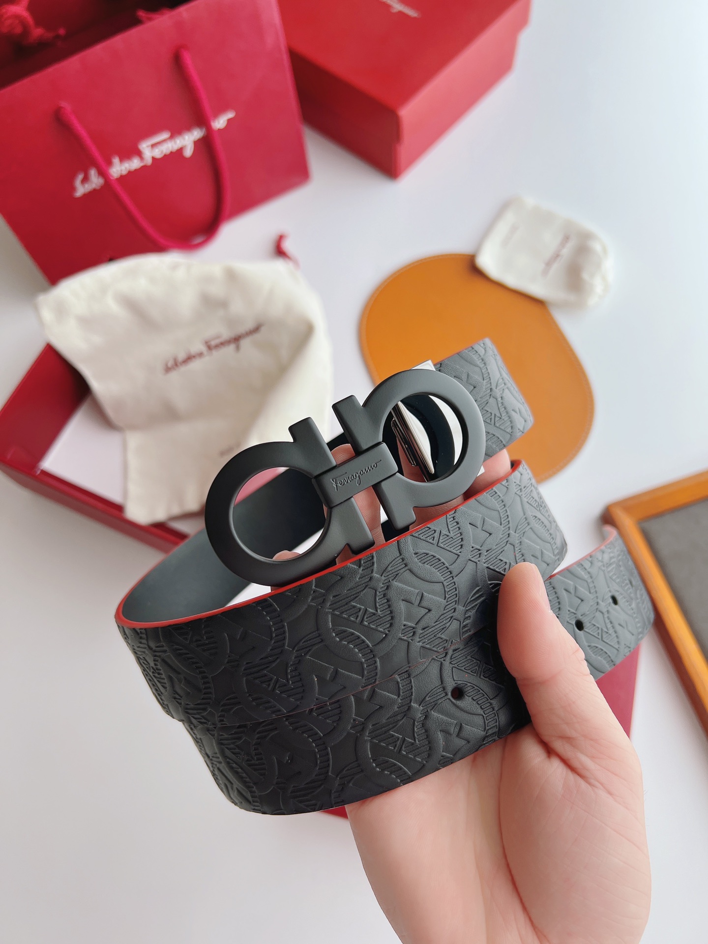 H5    Ferragamo 菲拉格慕 皮带