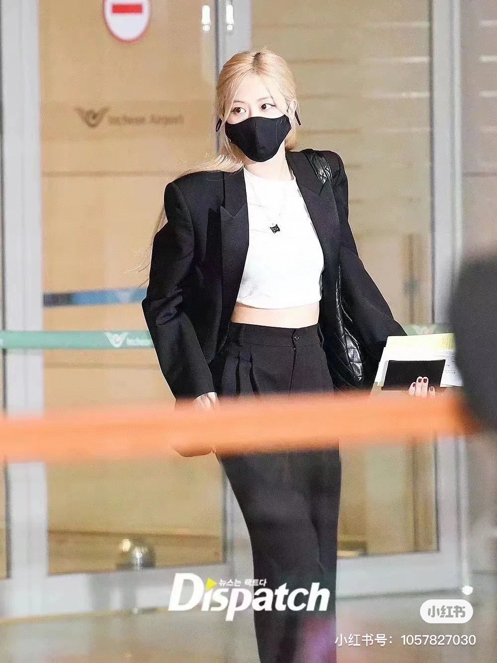 NO:387789,Park Chae-young's interpretation Rose is really a ysl walking mower, Saint Laurent, saint laurent19860909朴彩英演绎 Rose真的是ysl行走的种草机,圣罗兰,saint laurent,saint laurent,Bag