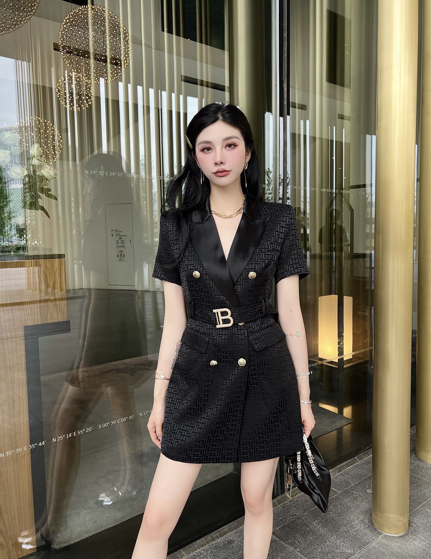 NO:429563,Model number G25061583 BALMAI*N new model high-end boutique custom imported acetate fabric feels silky and comfortable!  Letter combination maze jacquard lion head double-breasted B-line head belt waist slim short-sleeved suit dress!  Black, off-white, (Size bust 88, waist 74, sleeve length 23, skirt length 84) hair, balmain, skirt, T-shirt, business suit, alexander wang19860909款号G25061583 BALMAI*N新款 高端精品定制进口醋酸面料手感丝滑舒适！字母组合迷宫提花狮子头双排扣B字头腰带束腰显瘦短袖西装连衣裙！黑色、米白色、（S码胸围88,腰围74,袖长23,裙长84）发,,balmain,skirts,T-shirt,business suit,alexander wang,Women's clothing