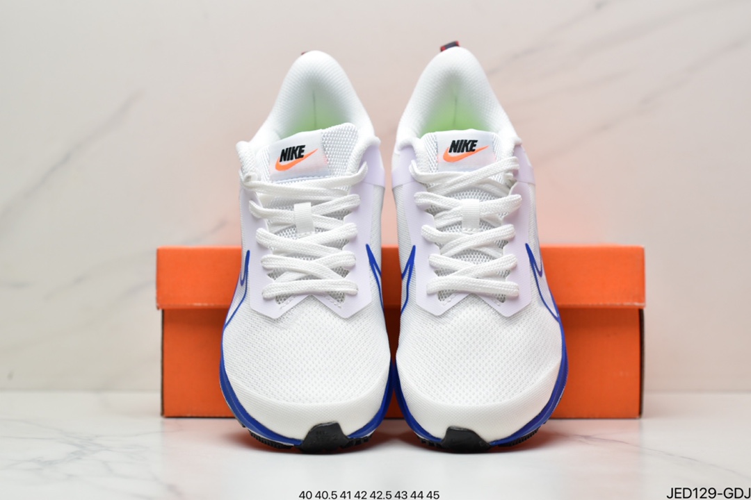 150 耐克Nike Air Zoom Winflo 39X登月系列网透面气 训跑练步鞋