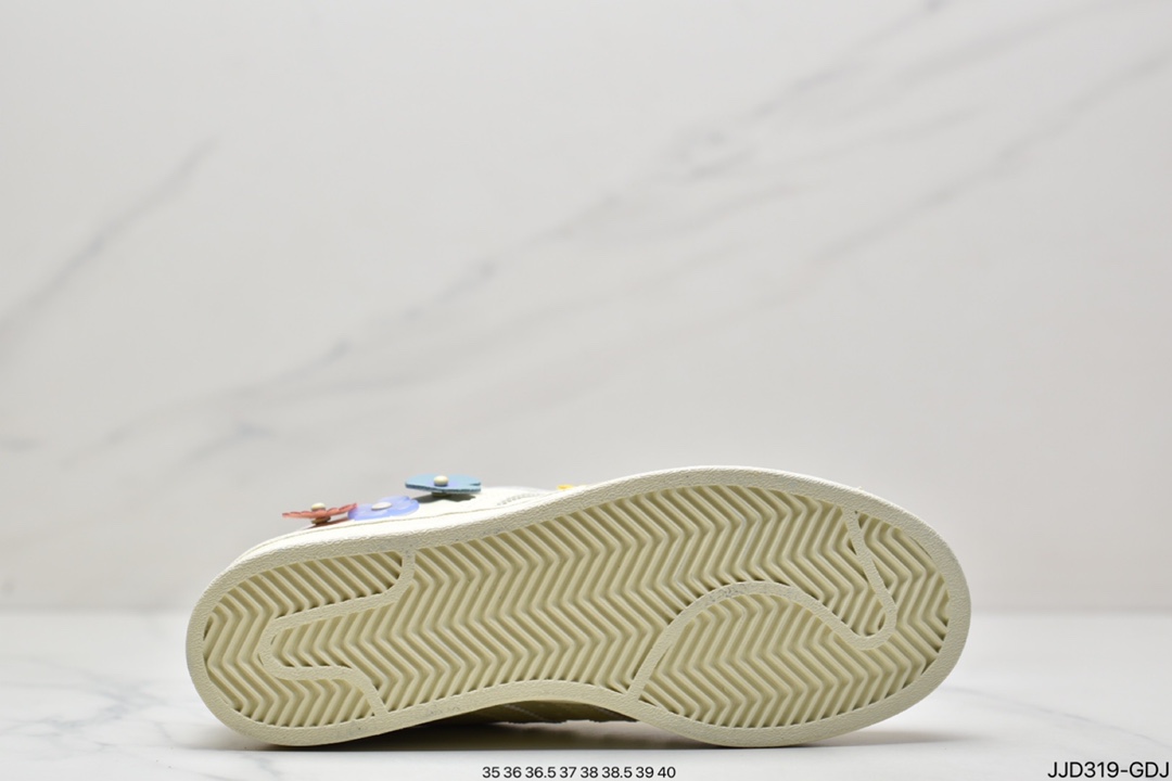 130  Originals Superstar”White/Black/Gold”贝壳头运动板鞋