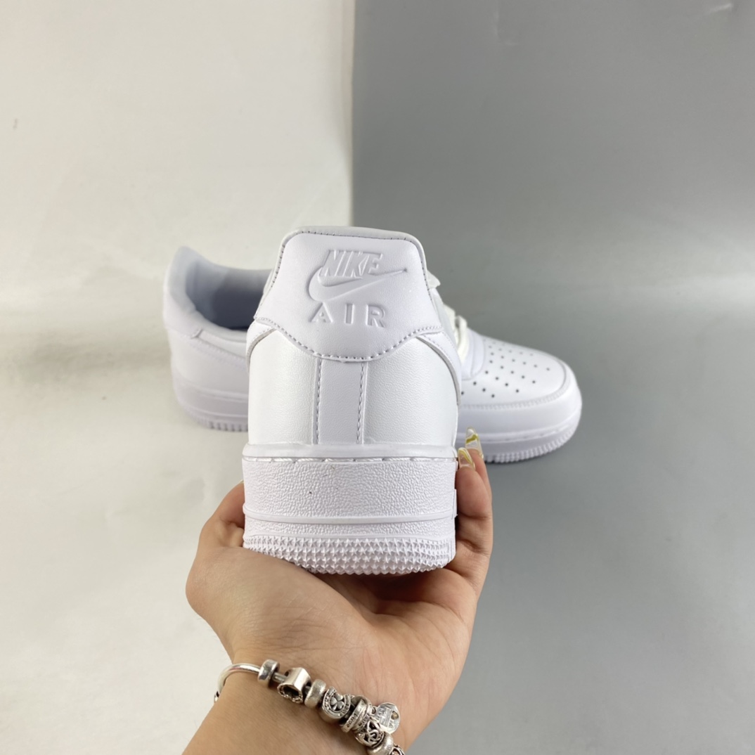 P200  Nike Air Force 1’07 Low 空军一号低帮休闲板鞋 DM0211-100