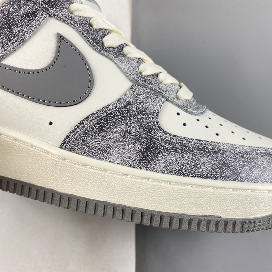P240 Nike Air Force 1’07 Low 岩石灰配色 空军一号低帮休闲板鞋 BL5866-901