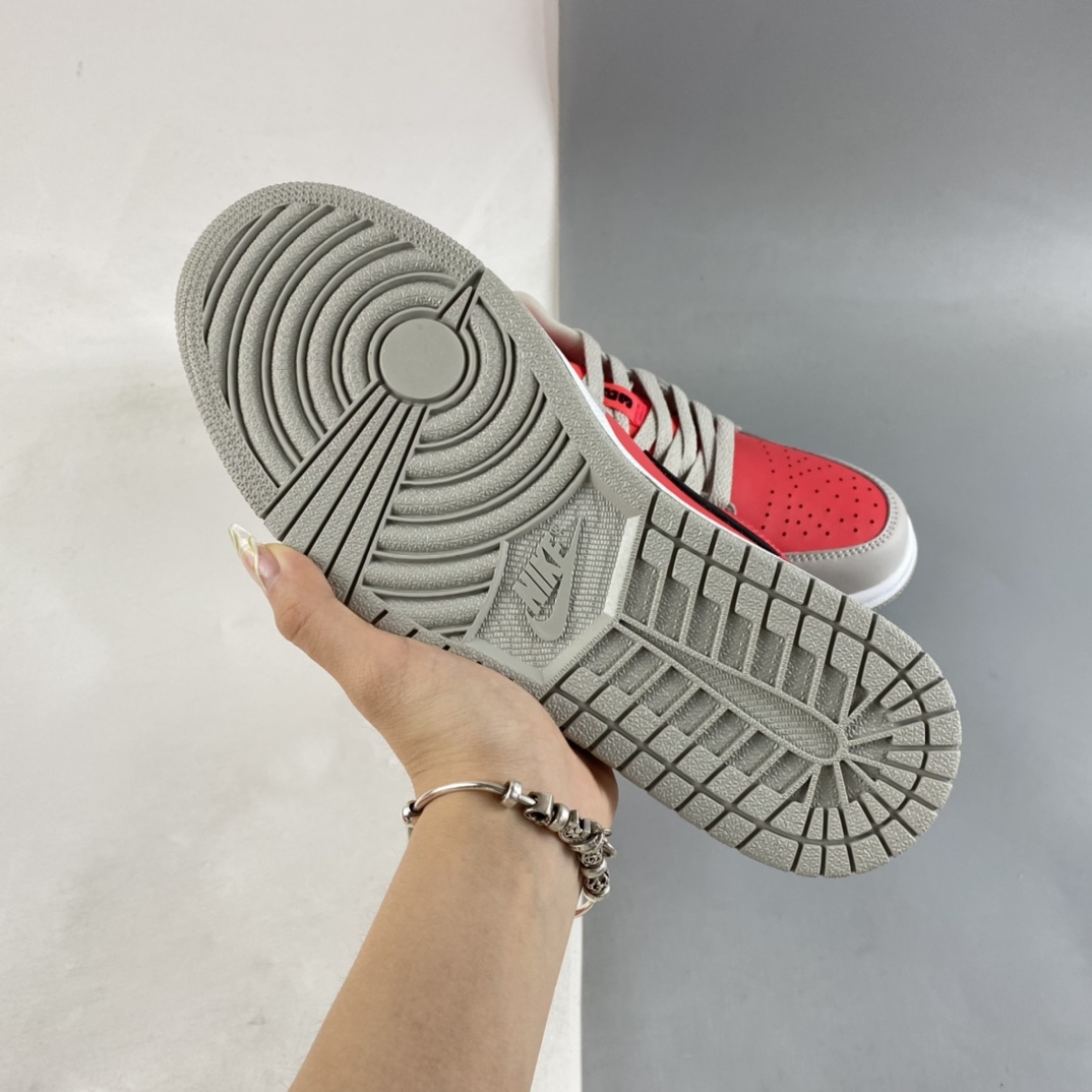 P240  Air Jordan 1 Low AJ1低帮时尚休闲板鞋 DC0774-100