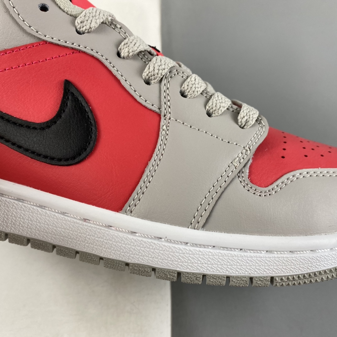 P240  Air Jordan 1 Low AJ1低帮时尚休闲板鞋 DC0774-100