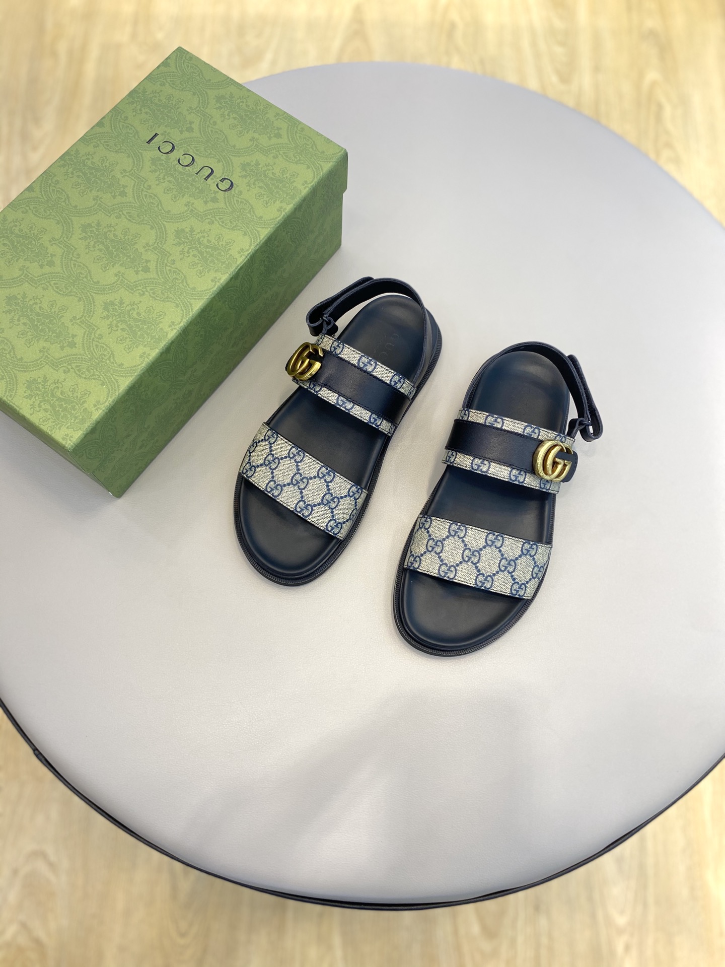 Gucci Men's Slide Sandals with Iconic GG Pattern and Adjustable Straps 2 i1654062486 7754 0