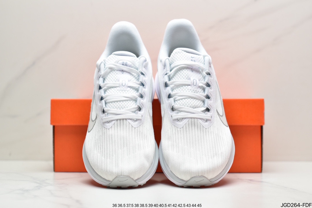 180 耐克Nike Air Zoom Winflo 9登月系列针织面透气训跑练步鞋 DD8686