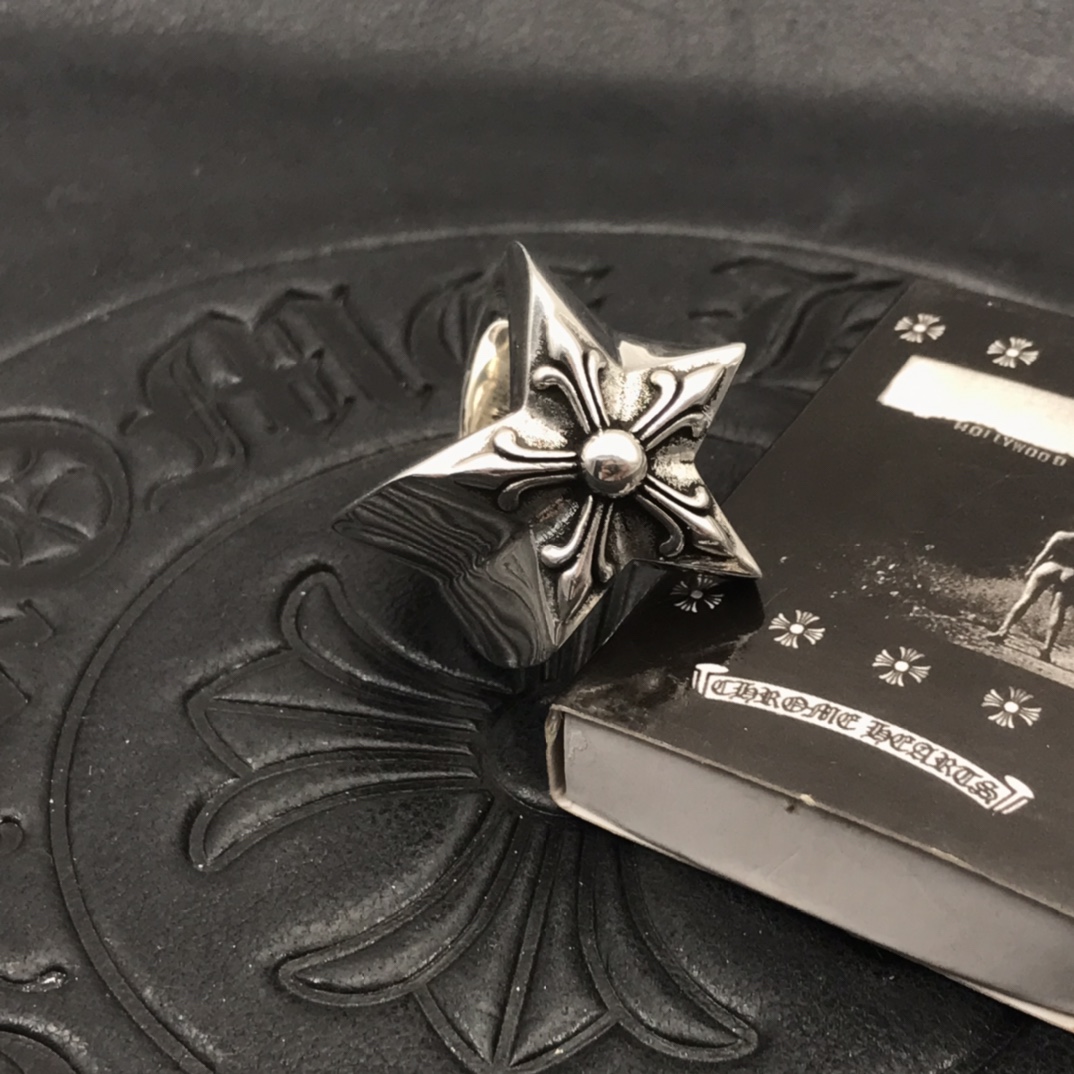 Chrome Hearts 高版本克罗心大五角星 戒指，细节到位刻字清晰，美码7至11可选