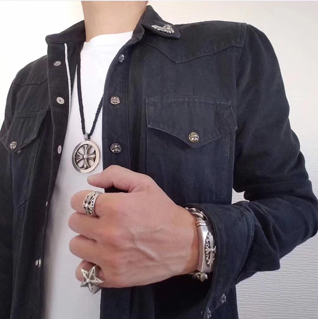 Chrome Hearts 高版本克罗心大五角星 戒指，细节到位刻字清晰，美码7至11可选