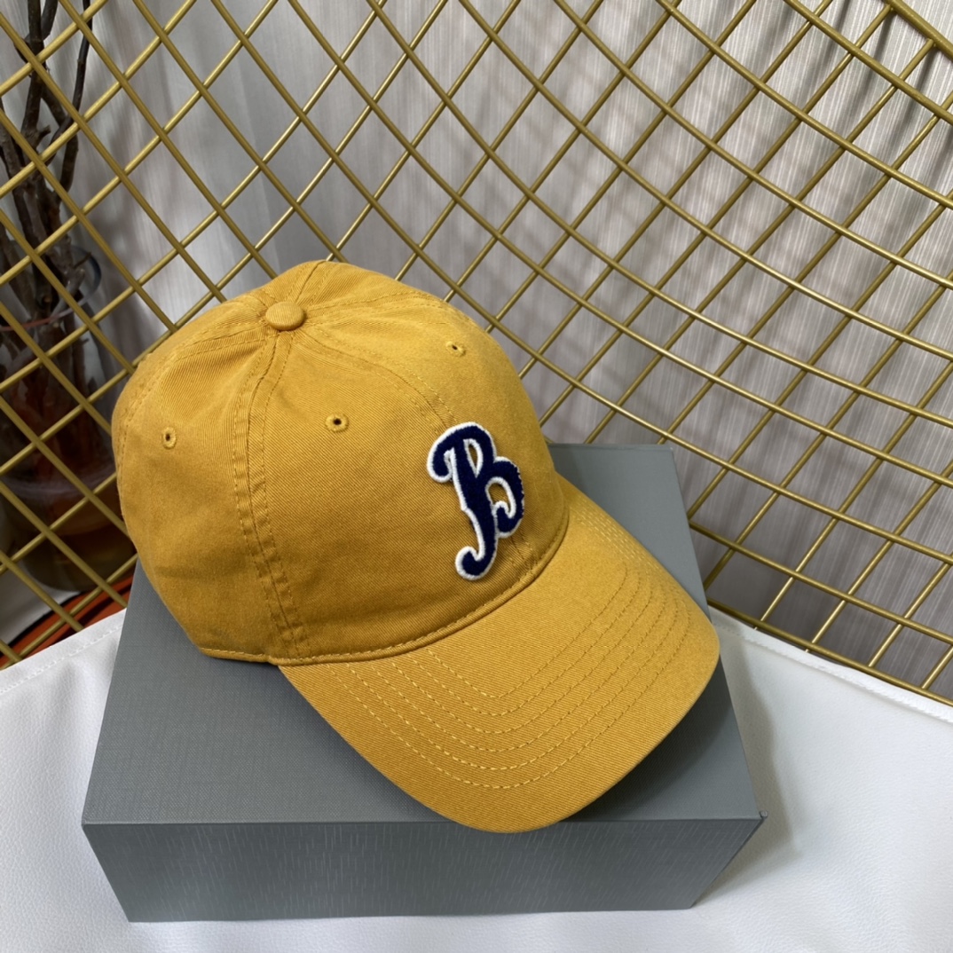 BALENCIAGA巴黎世家新款logo棒球帽
