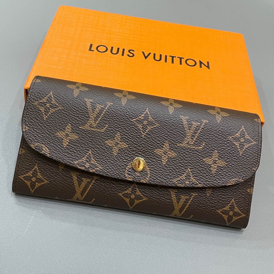 Louis Vuitton Luxury
 Wallet Pink Monogram Canvas M60697