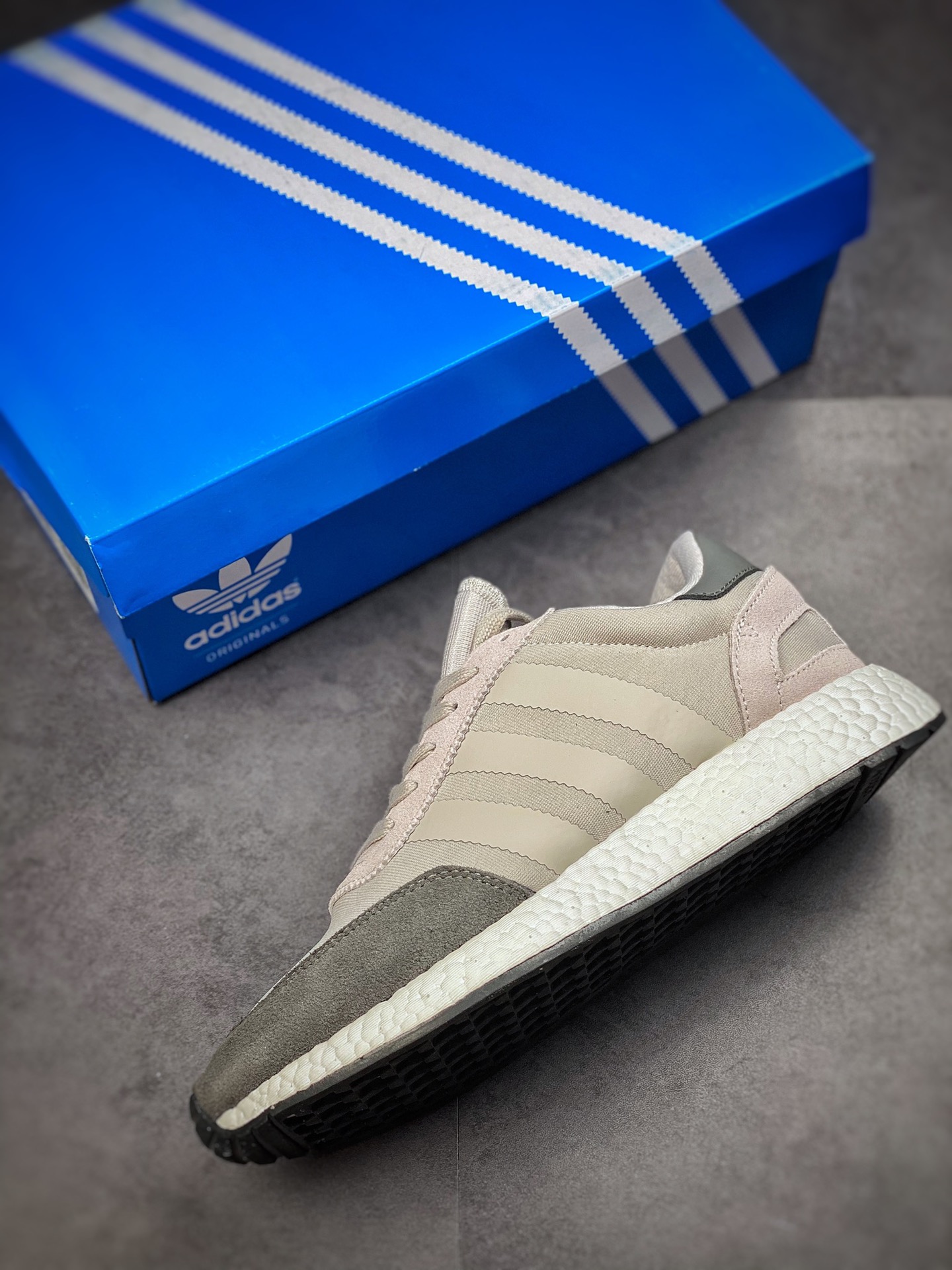 180  阿迪达斯春款三叶草Adidas L-5923经典鞋时尚运动休闲鞋 BD7805