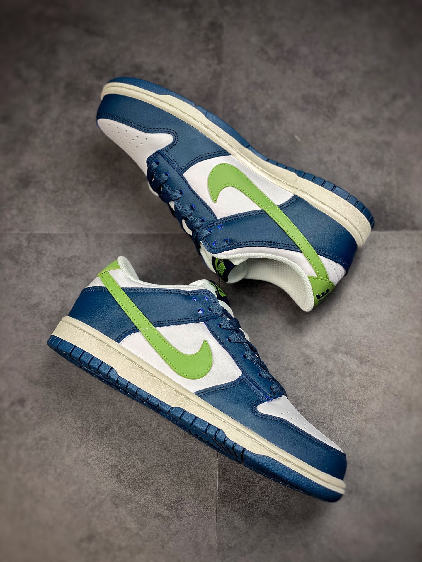 260 Nike SB Dunk Low 复刻白绿 309431-031