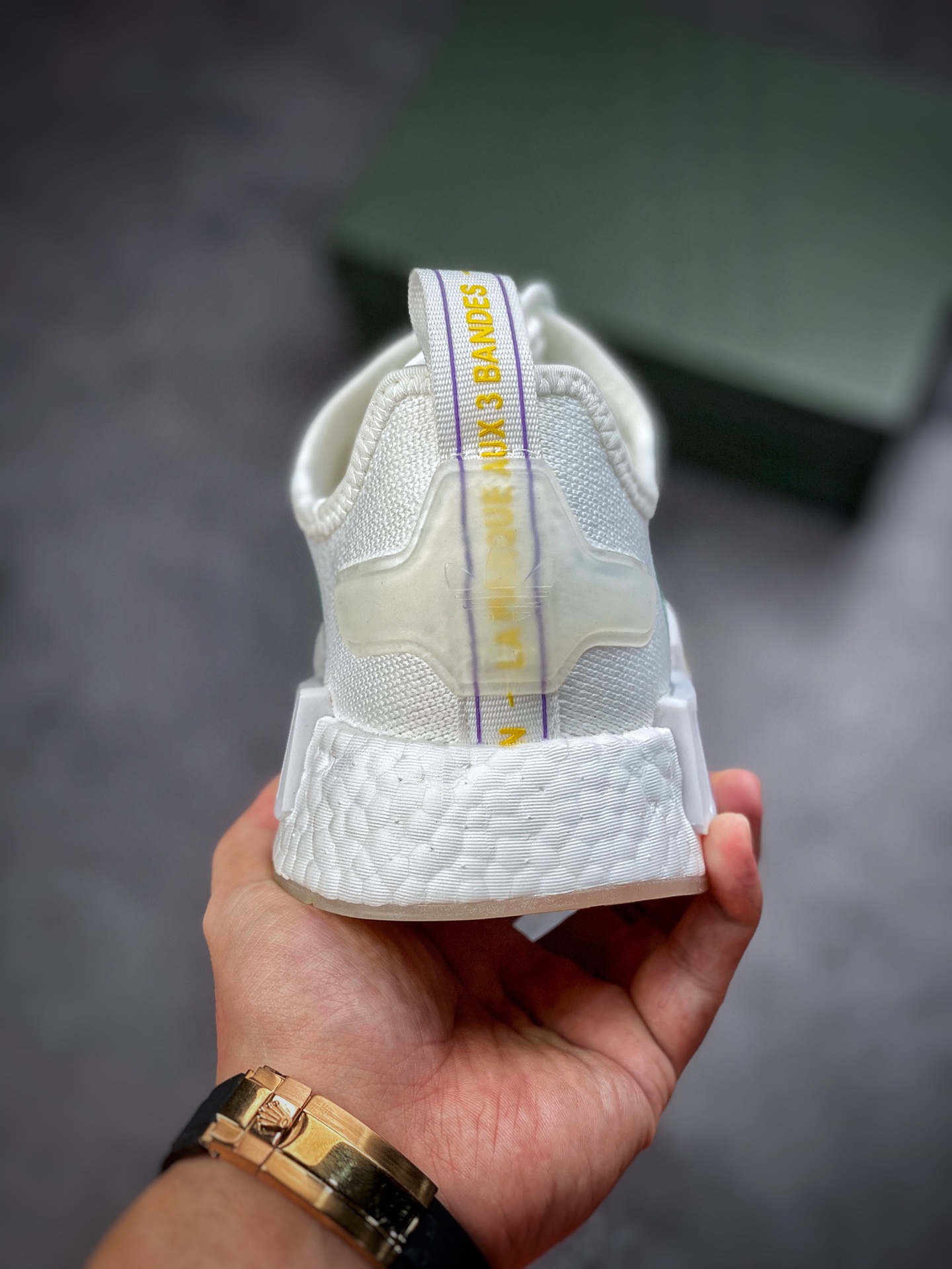 170 Adidas NMD _R1 透气网面 虎扑版本  GX0996