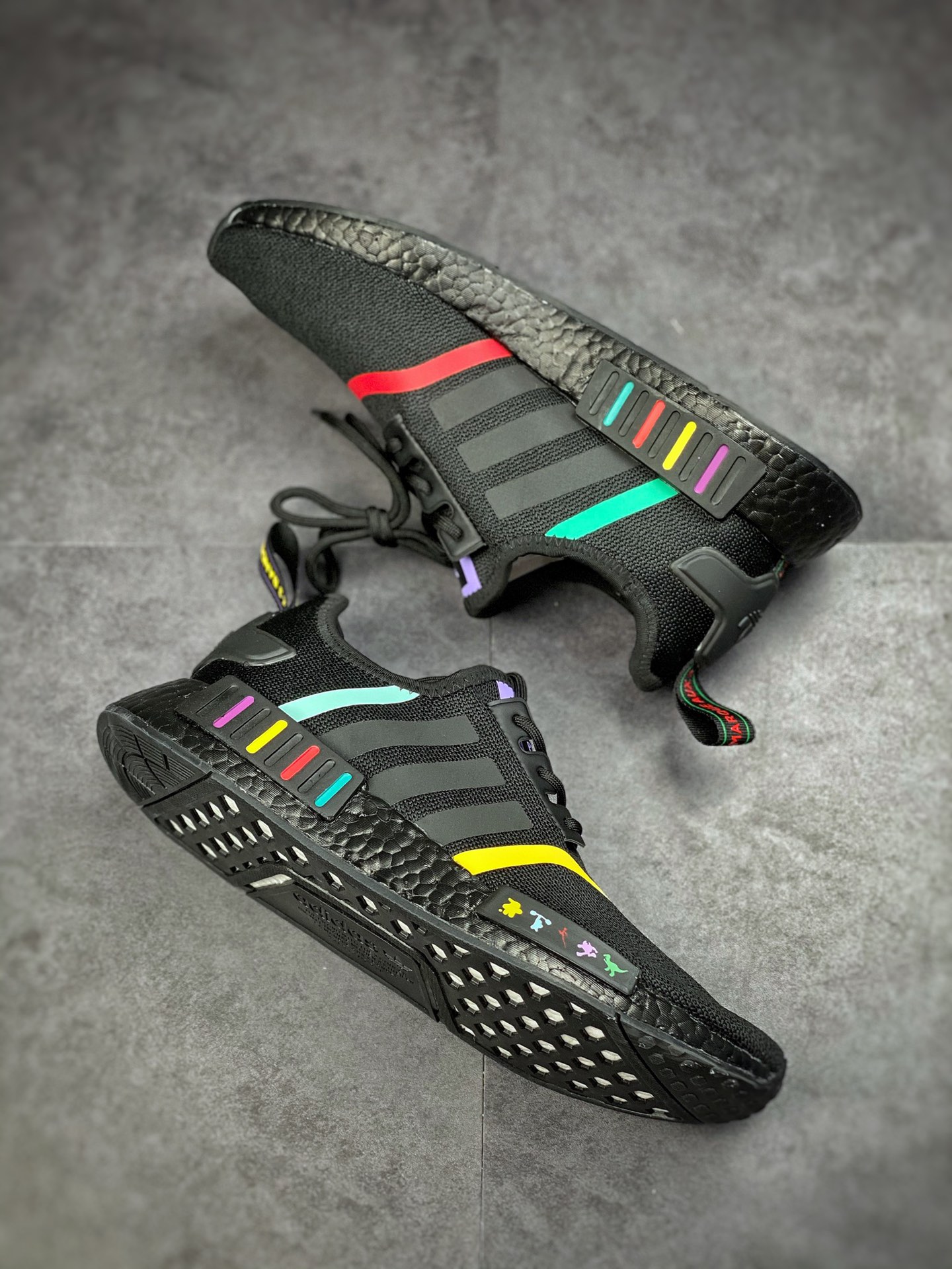 170 Adidas NMD _R1 透气网面虎扑版本GX0997