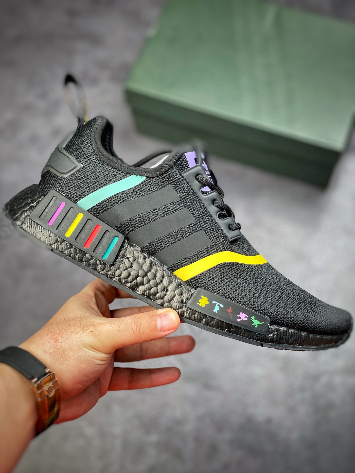 170 Adidas NMD _R1 透气网面虎扑版本GX0997
