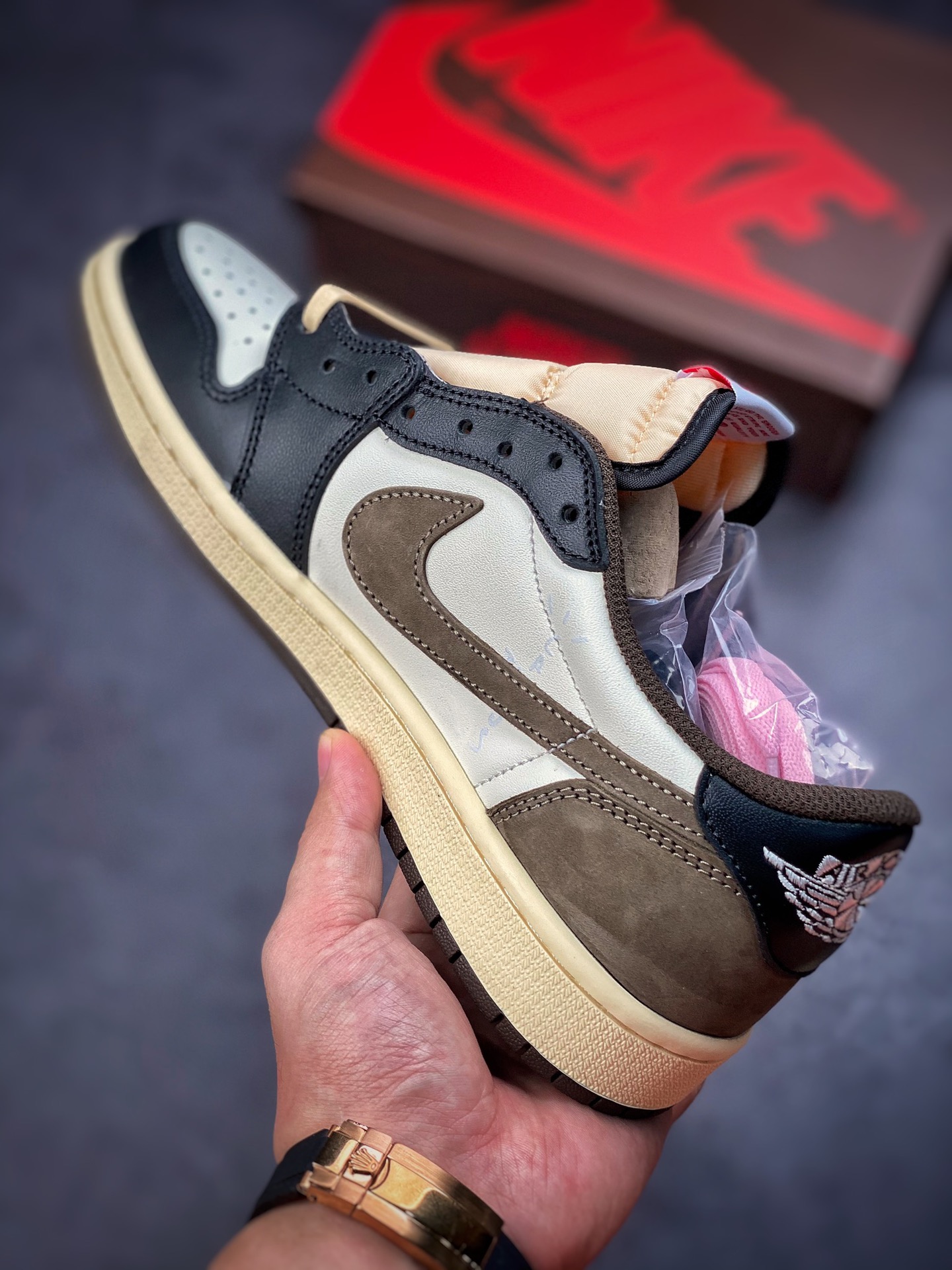 260 Travis Scott × Nike Air Jordan 1 Low OG “Reverse Mocha” AJ1低帮篮球鞋CQ4277-105