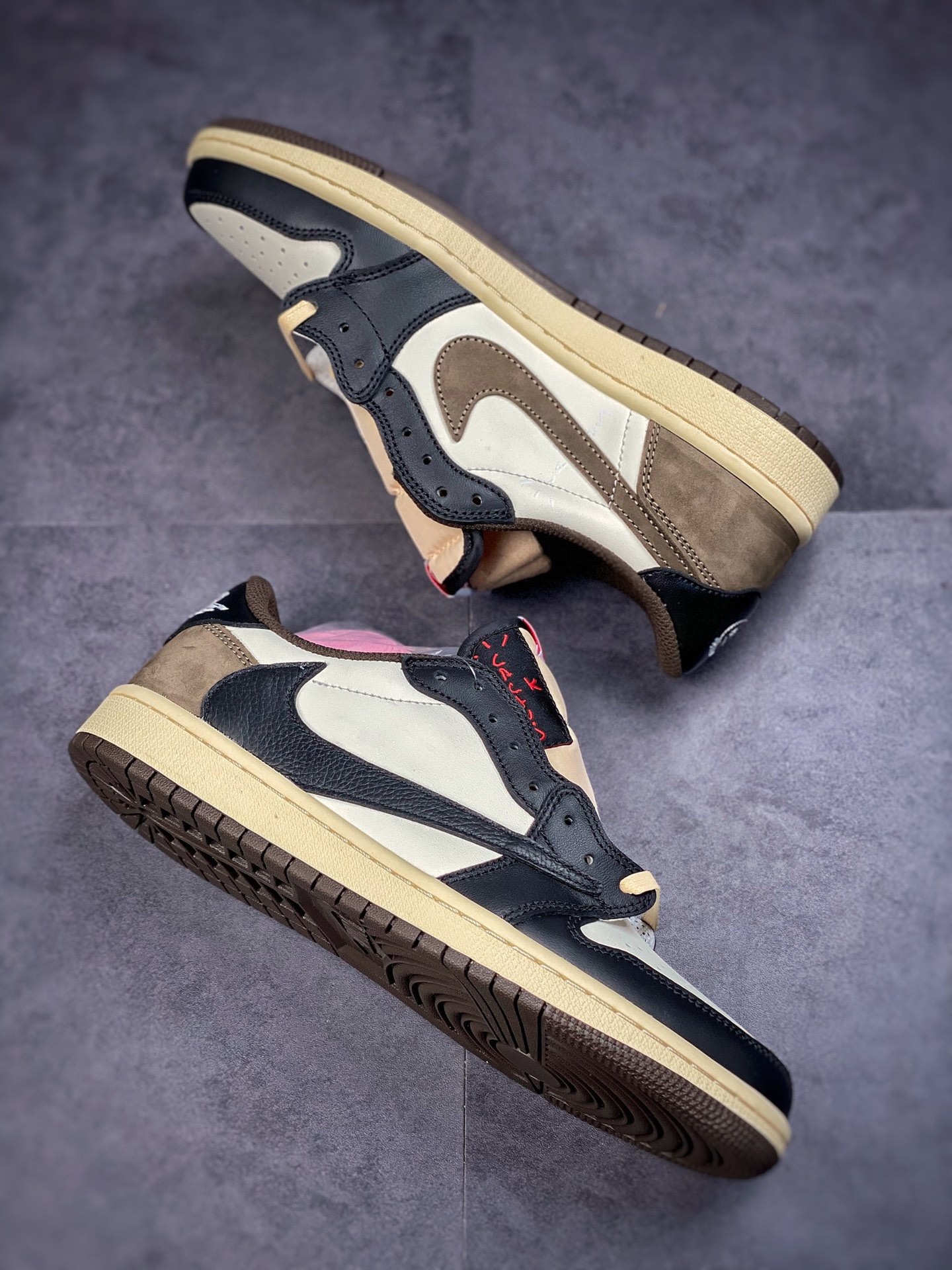 260 Travis Scott × Nike Air Jordan 1 Low OG “Reverse Mocha” AJ1低帮篮球鞋CQ4277-105