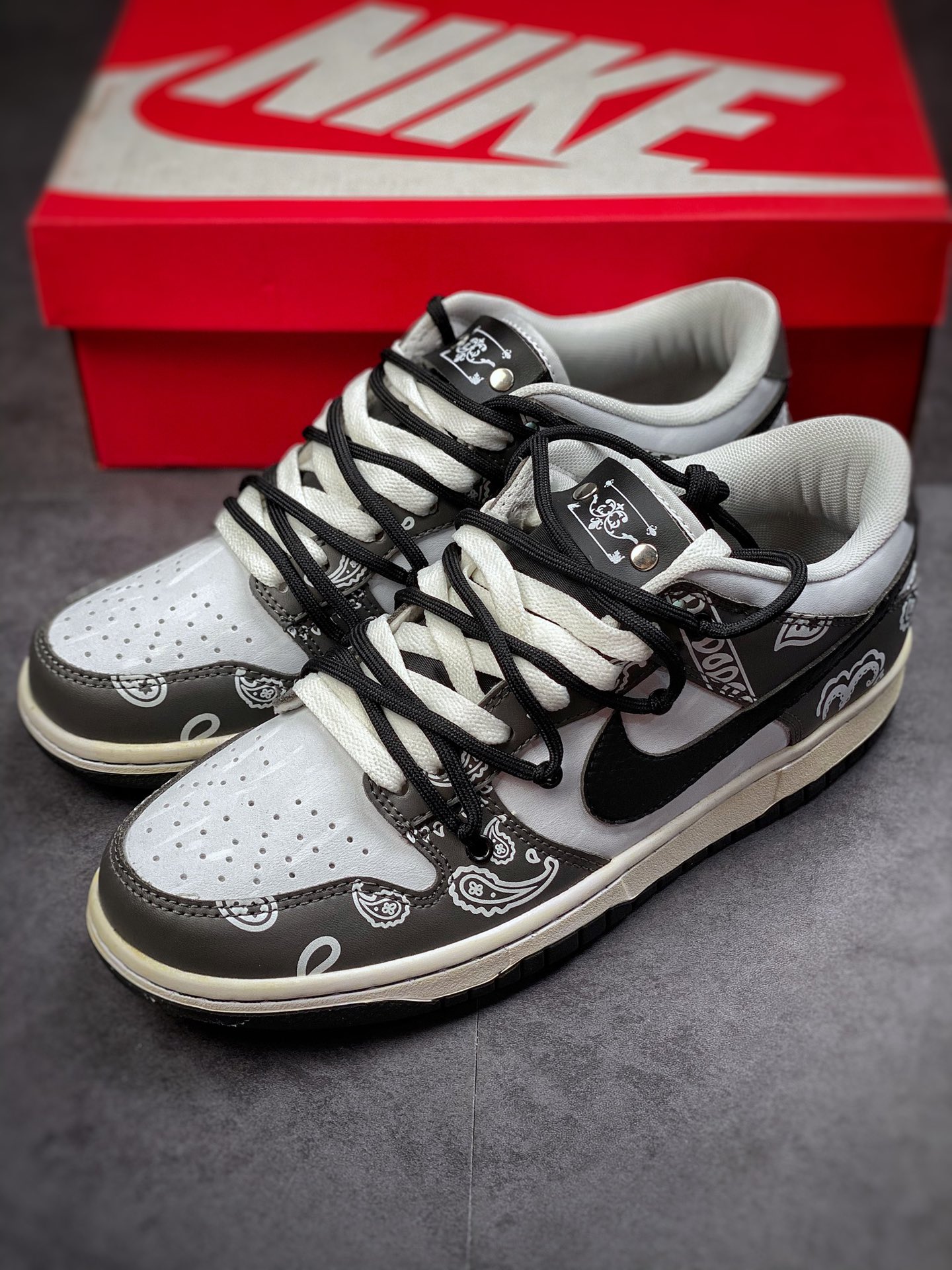 190 Futura x Nike Dunk Low SB联名 解构绑带滑板鞋 DD3363-002