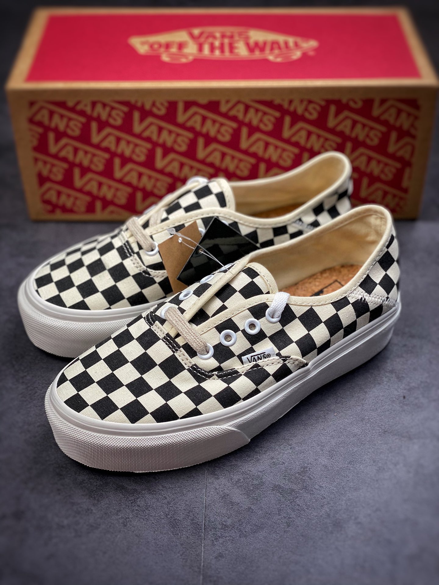 150 Vans Authentic增高环保棋盘格  VANS 新款Authentic SF复古黑白棋盘格低帮VN0A3MU642E