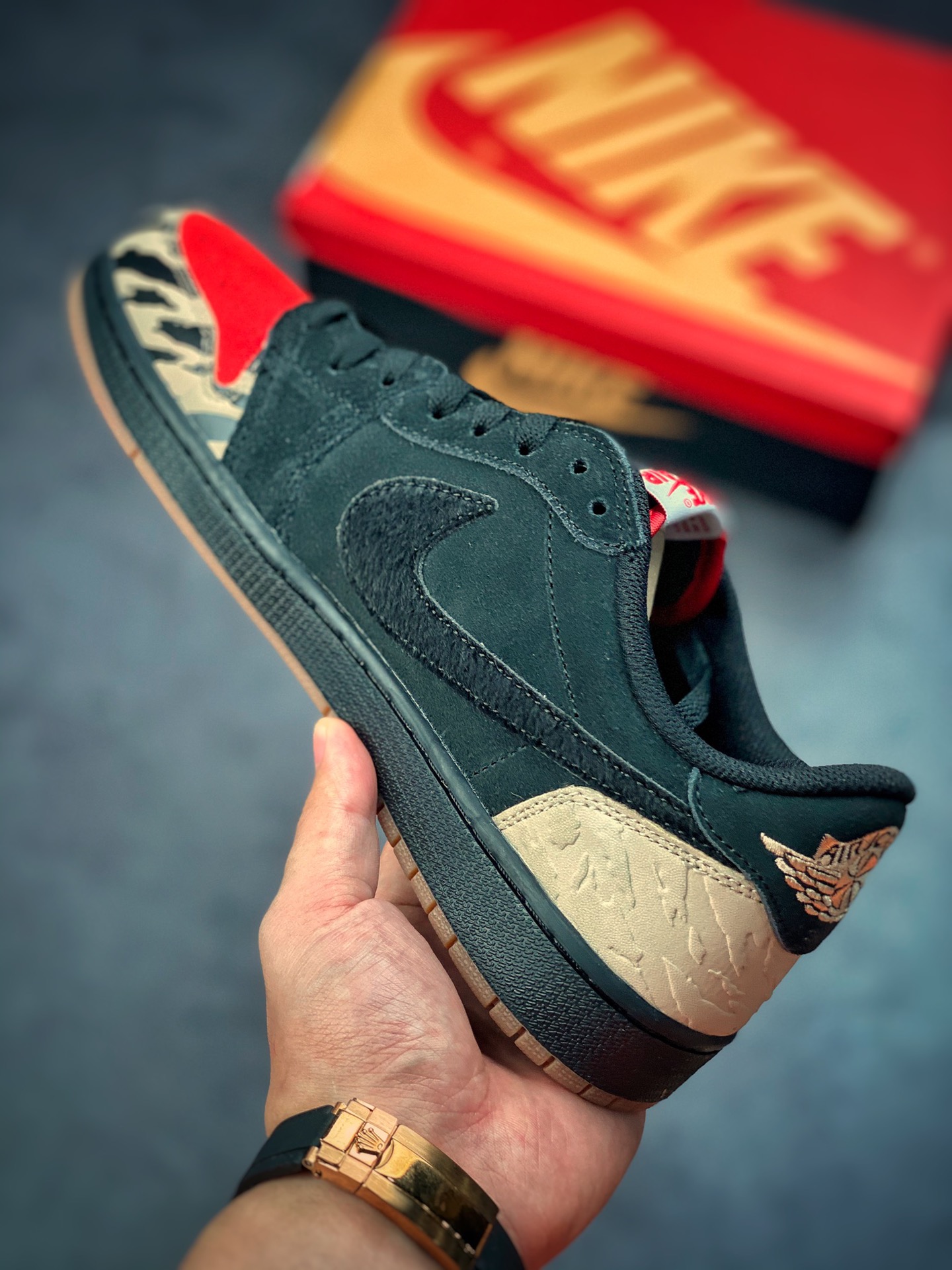 190 SoleFly x Air Jordan1 Low ”Carnivore” 野性美学低帮  DN3400-001