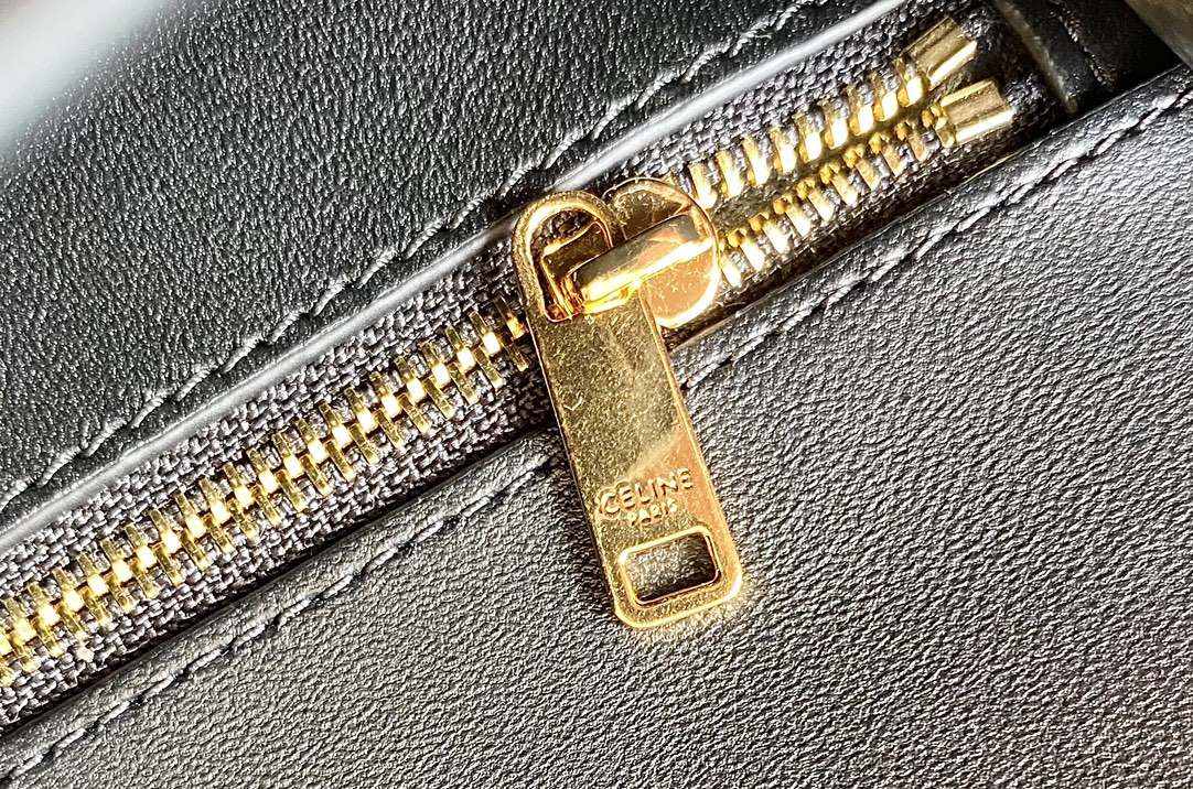 CELINE赛琳BESACE TRIOMPHE最新款顶级box牛皮链条包199273