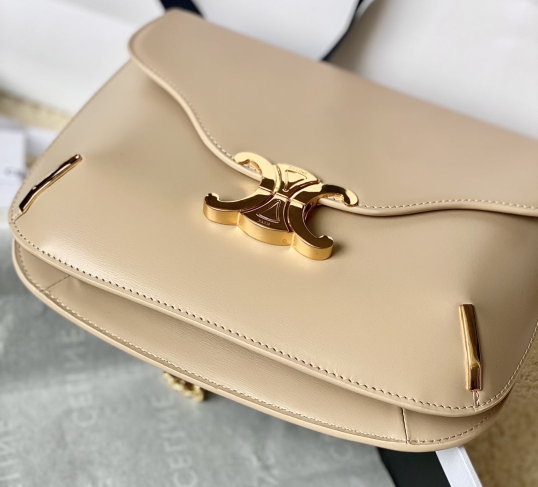 CELINE赛琳BESACE TRIOMPHE最新款顶级box牛皮链条包199273