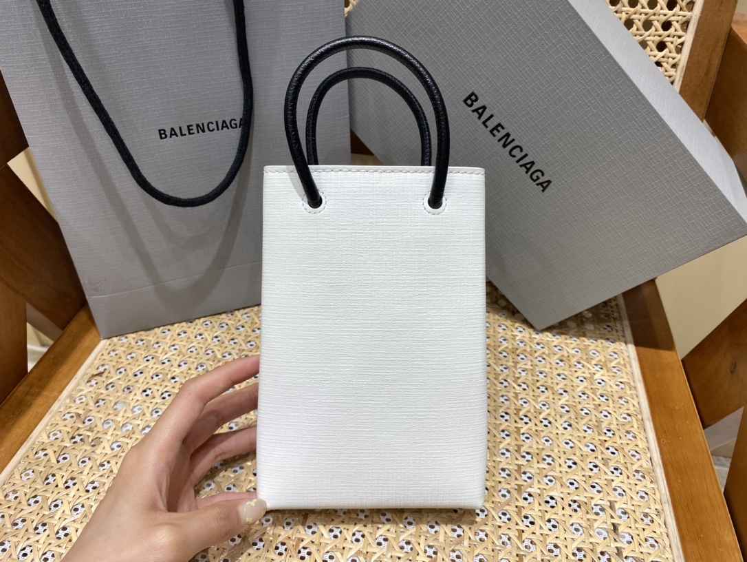 Balenciaga Shopping 12CM Bag 十字纹白色购物纸袋包 593826