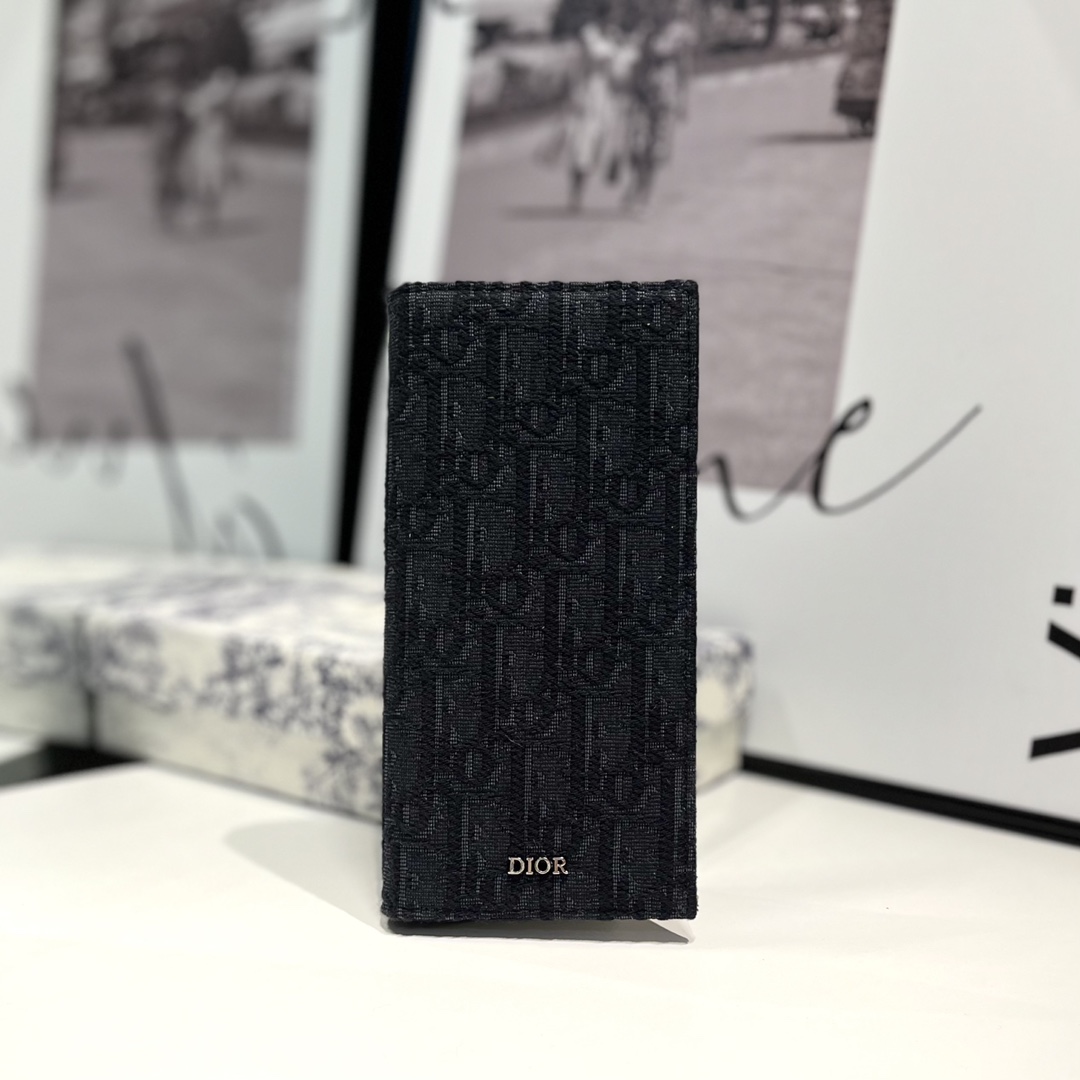 NO:672708,C002 Men's suit clip, black jacquard Oblique with black first-layer cowhide ·Built-in sixteen card slots, very practical size ·Size 18.5×9.5cm, Dior wallet, dior, wallets, business suit, cowhide19860909C002 男士西装夹夹,黑色提花布Oblique 搭配黑色头层牛皮 ·内置十六卡位非常实用尺寸 ·尺寸18.5×9.5cm,Dior钱包,dior,wallets,business suit,cowhide,欧美剧