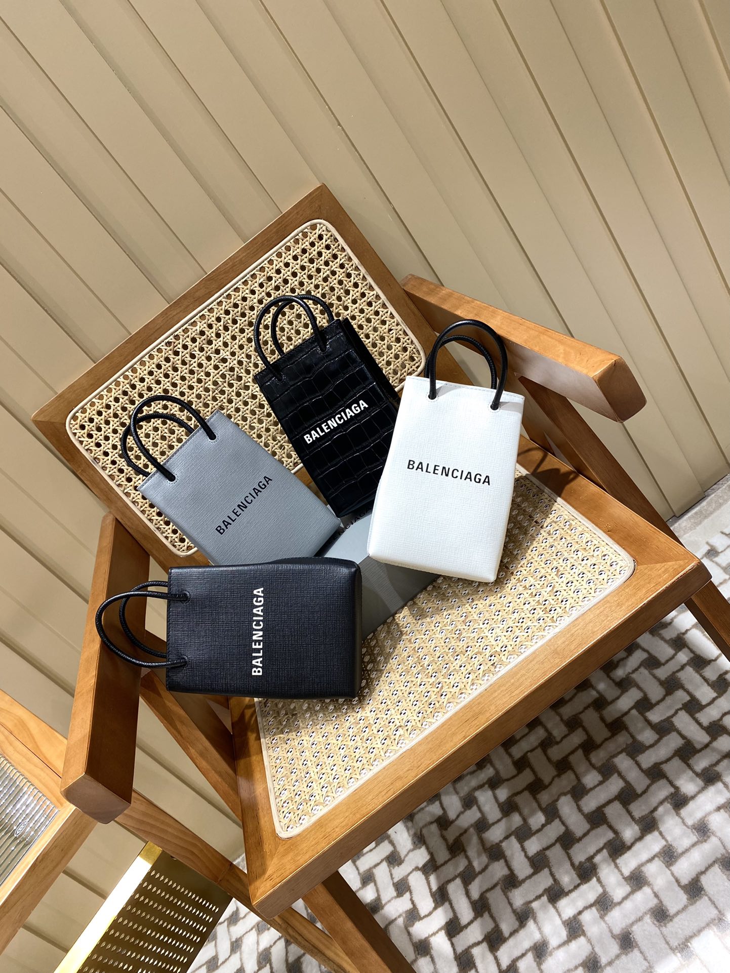 Balenciaga Shopping 12CM Bag 十字纹黑色购物纸袋包 593826