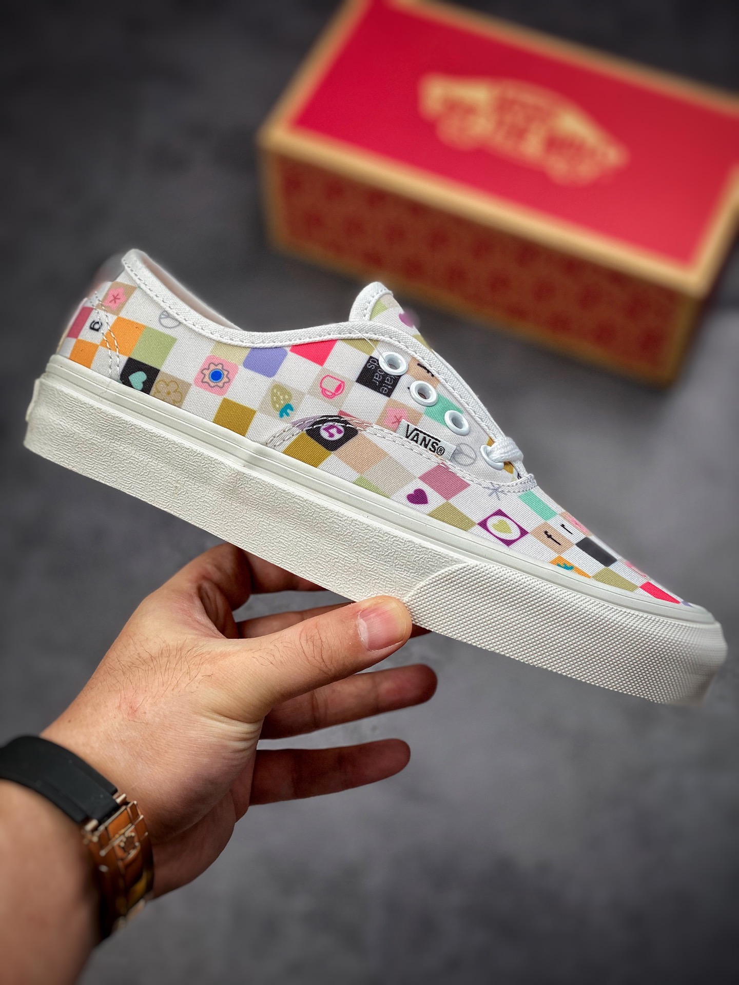 150 VANS Authentic  2022新款夏季百搭小众设计彩色棋盘格帆布鞋涂鸦休闲平底板鞋