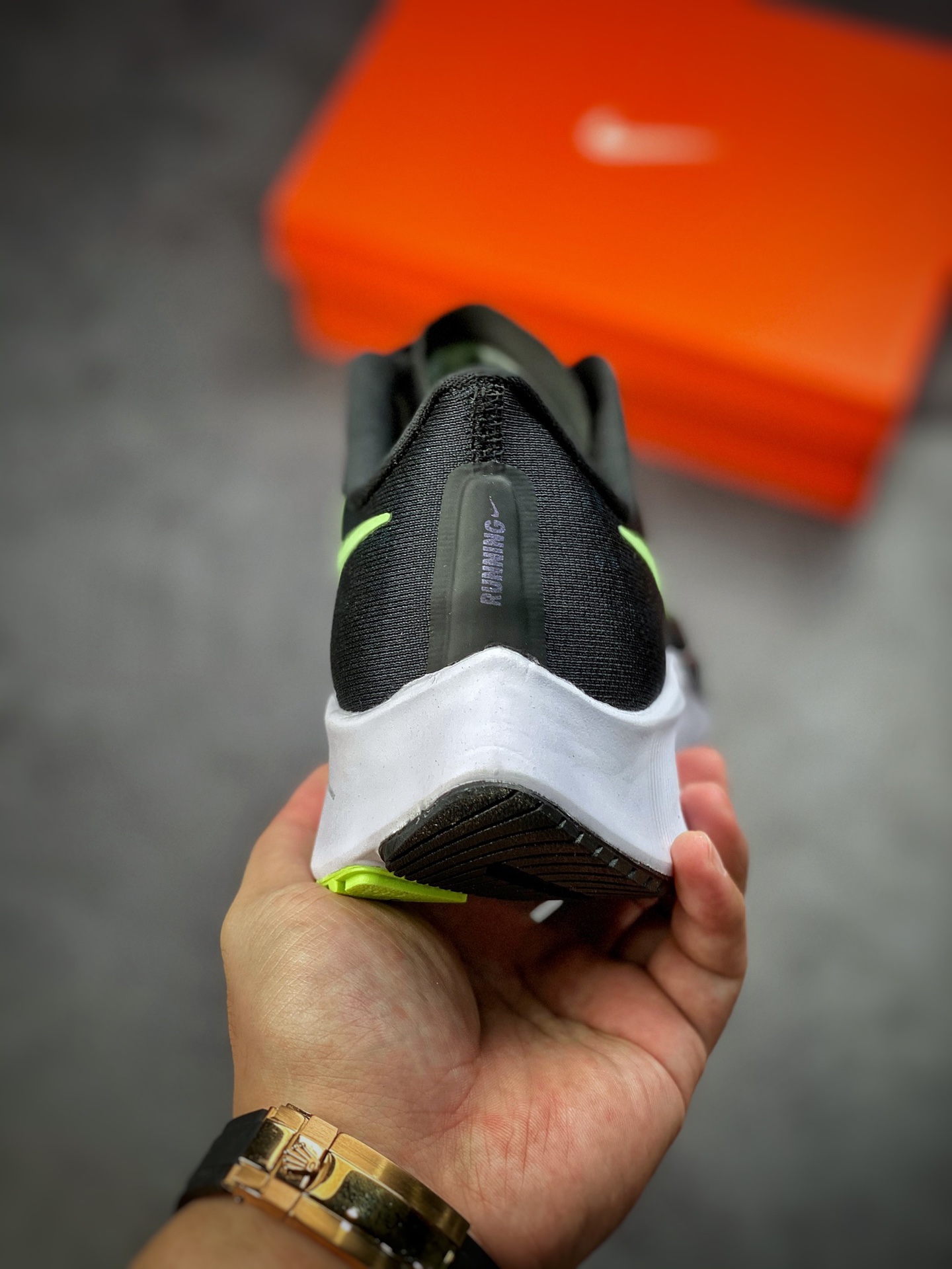 170 Nike Zoom PegasusPurpo2 37 登月37代 超轻网面透气跑步鞋 BQ9646-001-莆田鞋,莆田鞋货源,高仿鞋,高仿鞋货源,安福档口,莆田高仿鞋,莆田鞋批发,高仿鞋批发,莆田高仿运动鞋,高仿运动鞋,莆田运动鞋 170 Nike Zoom PegasusPurpo2 37 登月37代 超轻网面透气跑步鞋 BQ9646-001