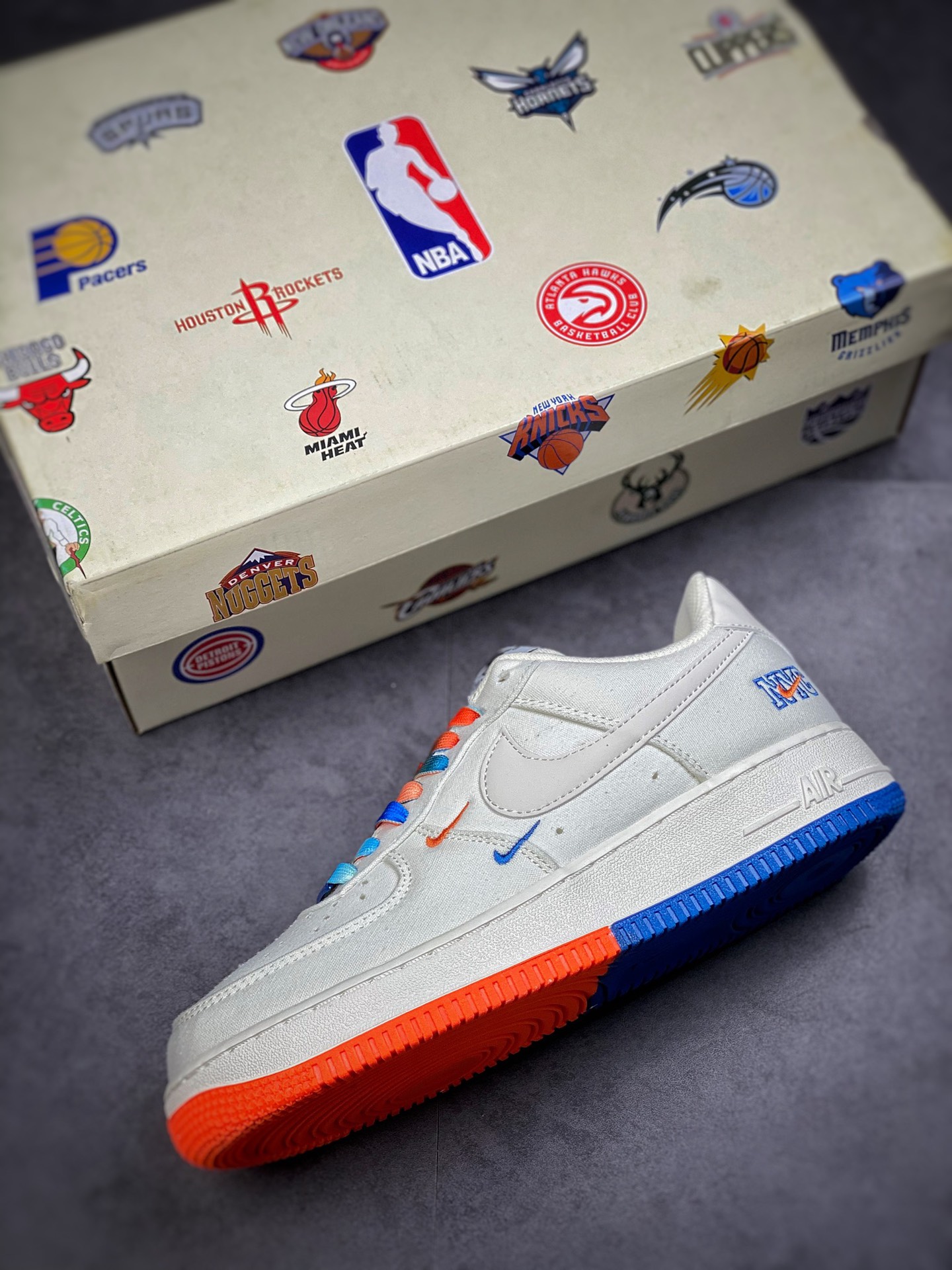 220 Nike Air Force 1 Low 07 串标白黄蓝渐变NA2022-003