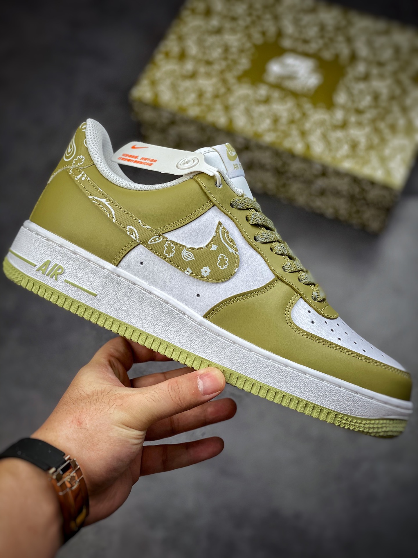 240 Nike Air Force 1 Low 07 牛油腰果花 XM6386-556