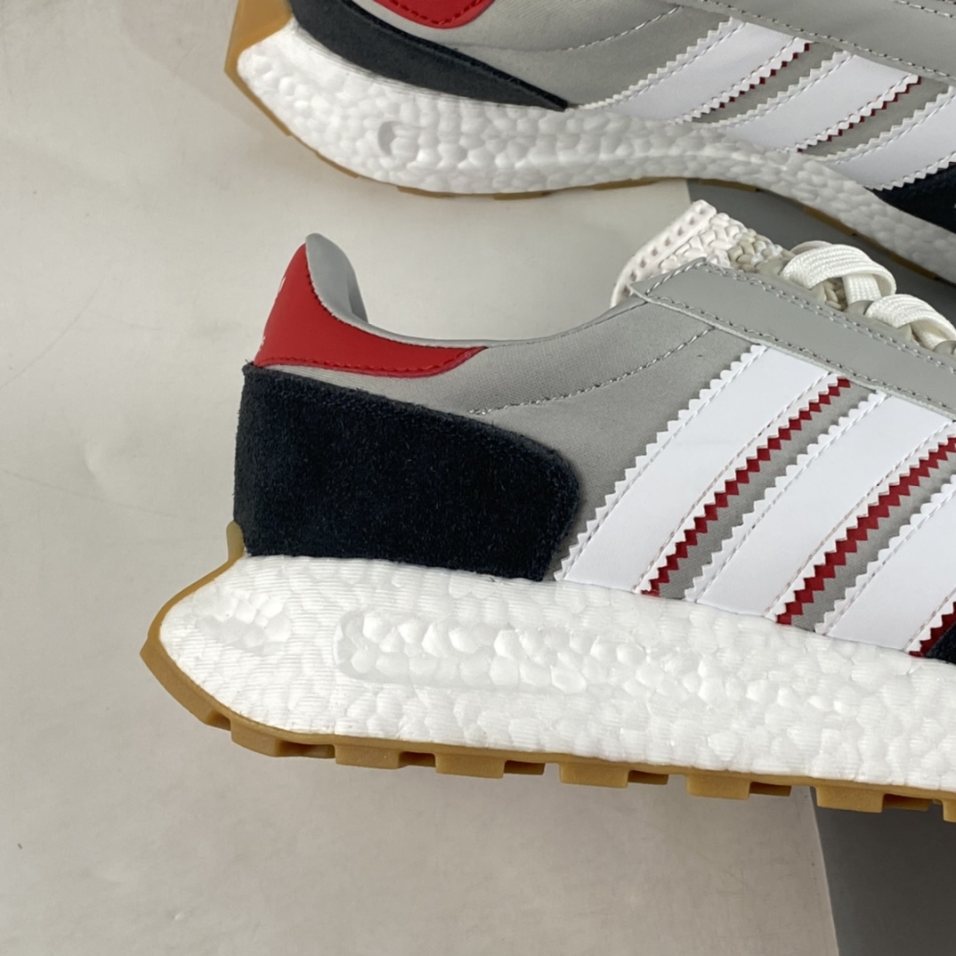 P200  Adidas Retropy E5 阿迪新款运动休闲爆米花跑鞋 GW0558