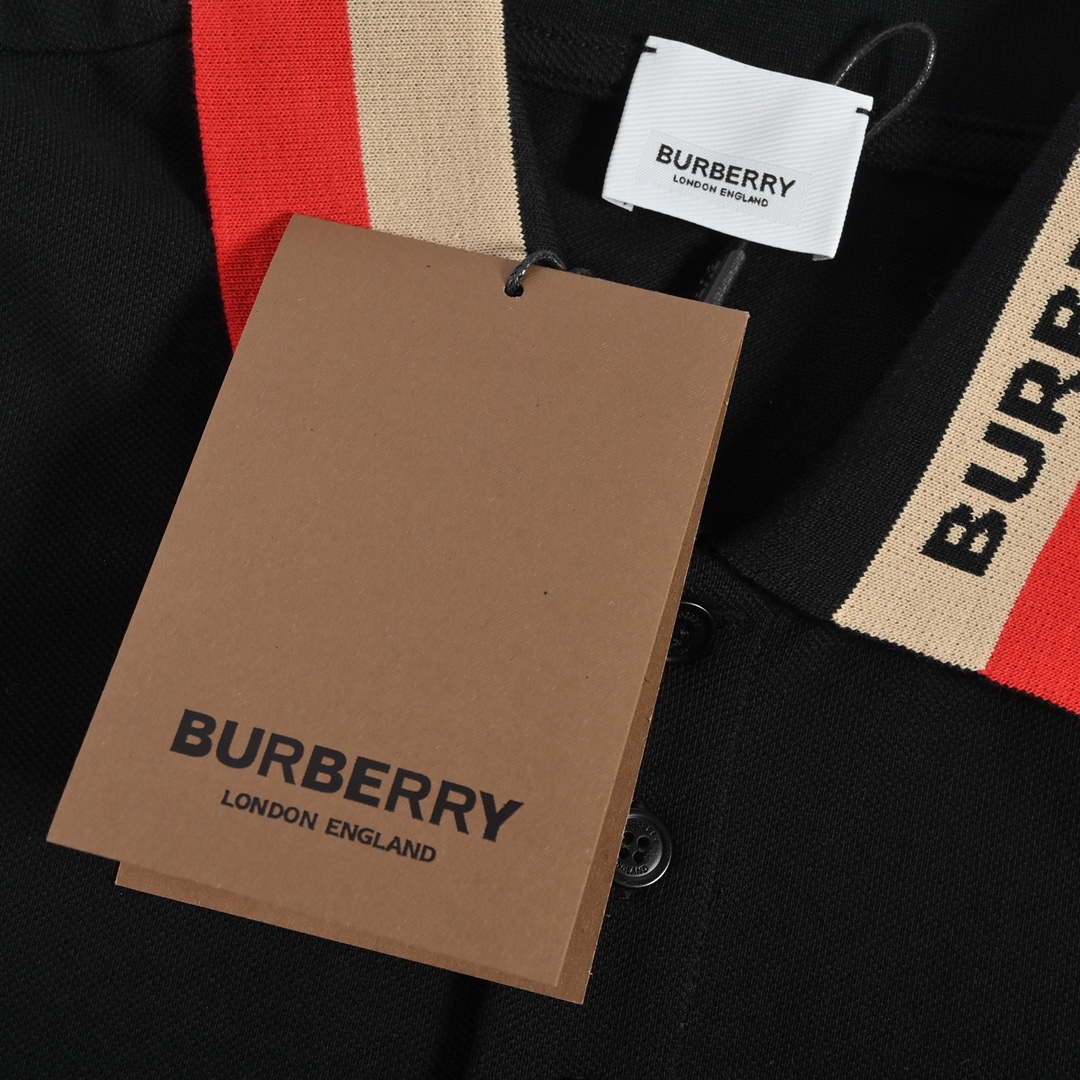 Burberry /巴宝莉 21ss 领口提花字母Polo短袖