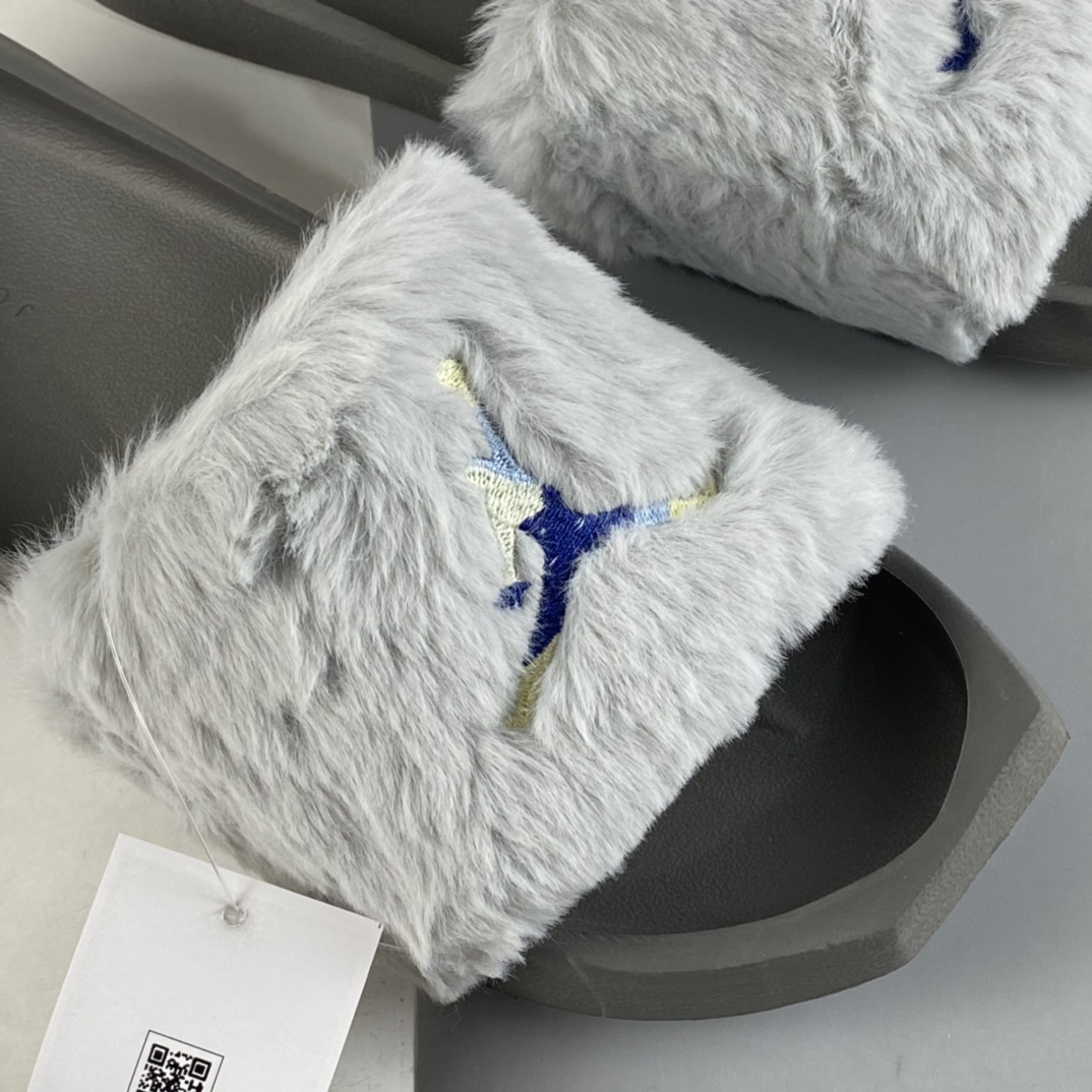 P110  Air Jordan Nola Slide AJ 乔丹方头毛绒时尚女子休闲拖鞋 DQ5364-003