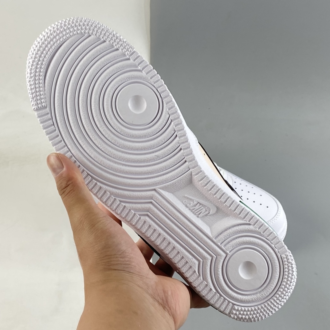 P200  Nike Air Force 1’07 Low 空军一号低帮休闲板鞋 DM0109-100