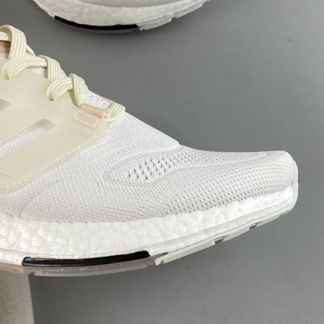 P220  Adidas Ultra Boost 22 Consortium 阿迪达斯新款8.0厚底爆米花跑鞋 GX8072