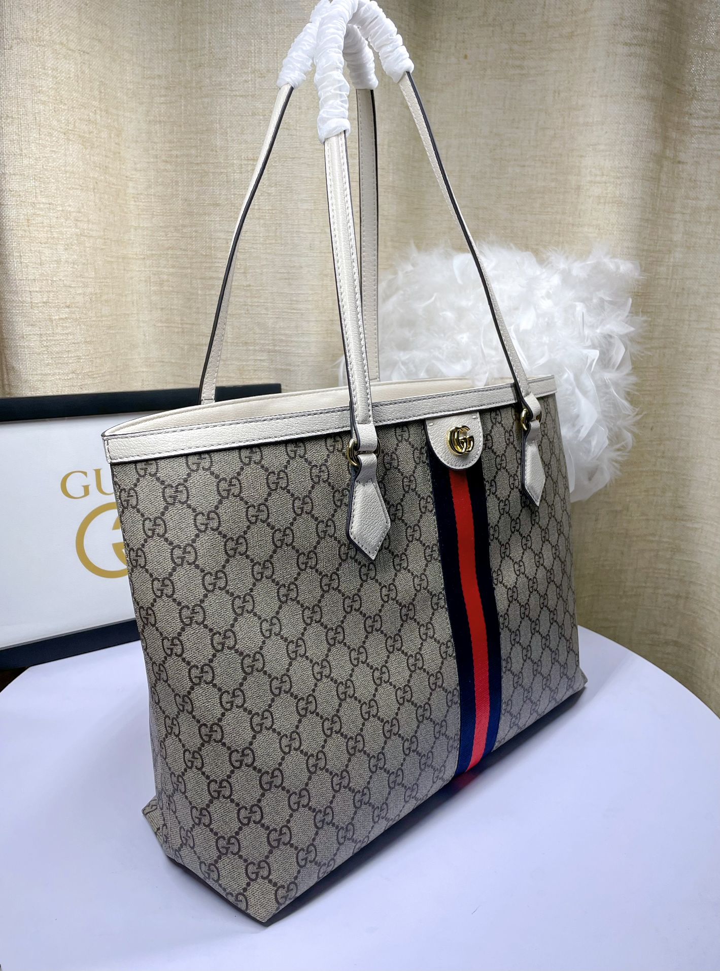 GUCCI 中号手提バッグ GG柄とストライプデザイン