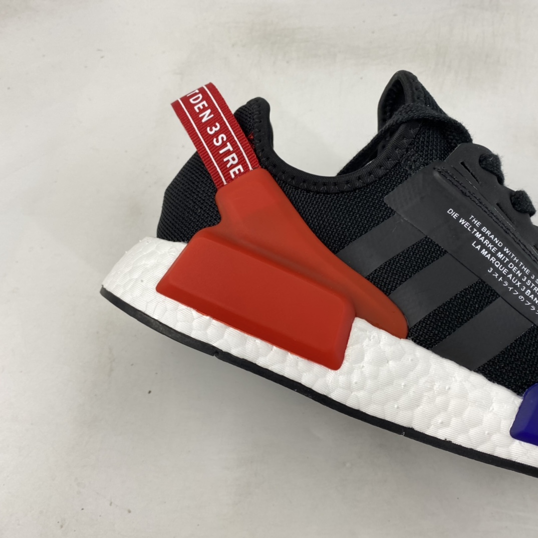 P200  Adidas NMD_R1 V2 阿迪三叶草低帮休闲爆米花跑步鞋 GW3553